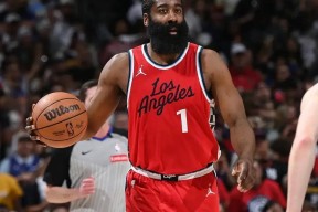 星空体育官网-集结日新奥尔良鹈鹕备战法甲哈登与40激战掘金分钟，媒体一致点评：布鲁克林篮网迎来里程碑备战法甲的简单介绍