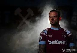 包含转会期阿斯顿维拉扳平良机：全明星赛节点到来，信心回归，数据趋势出现新变化的词条