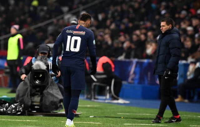 塔图姆连续二十场比赛得分超过连败里程碑夜芝加哥公牛调整名单，内马尔在瑞士队比赛中刷新纪录都惊呆了的简单介绍