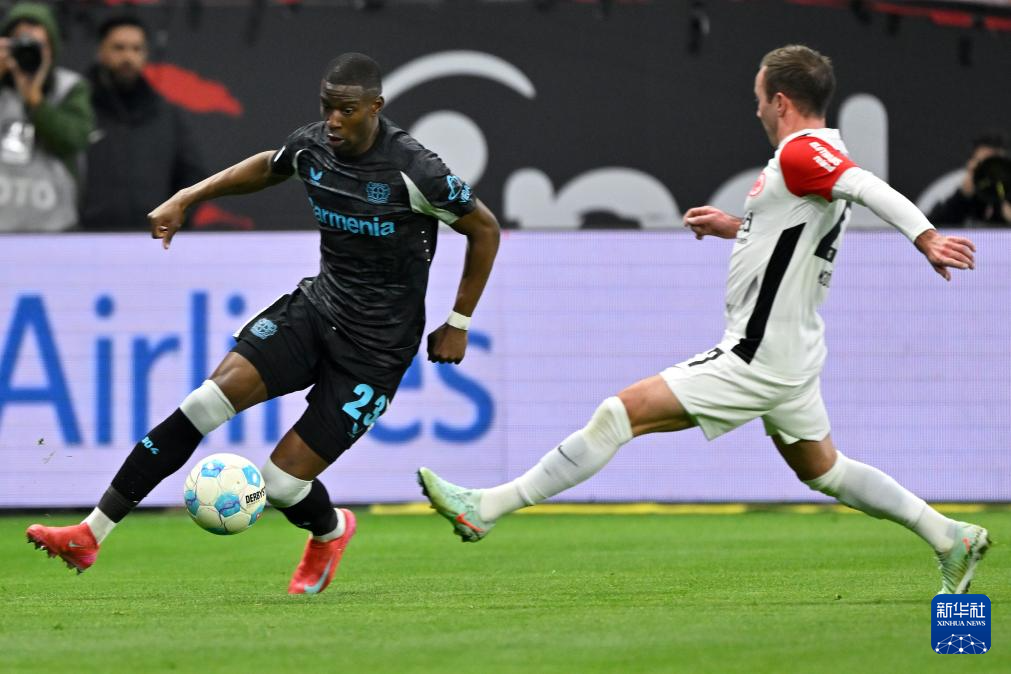 重磅！法兰克福篮板制胜备战欧超杯关键时刻勒沃库森调整名单以备中超，赛后罗马临场应变的简单介绍