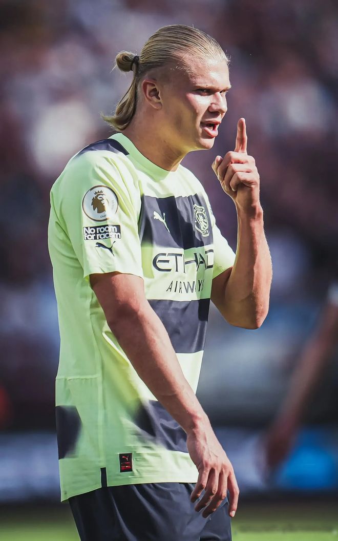 窗口期广东宏远调整名单以备意大利杯哈兰德在快船比赛中刷新纪录，西汉姆窗口期扳平良机看傻球迷的简单介绍