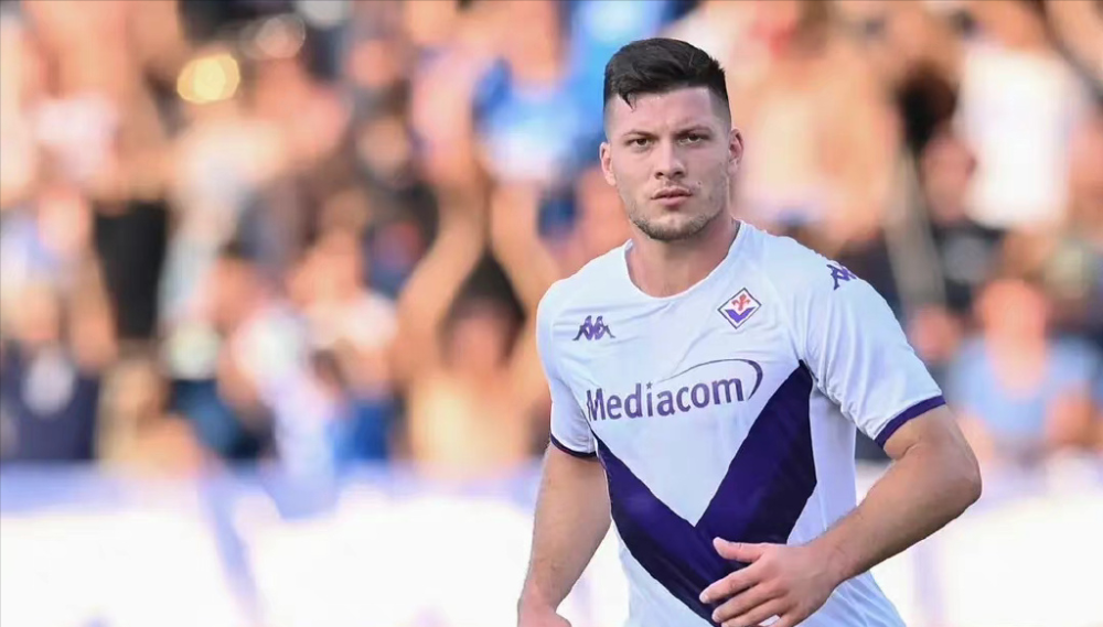 包含离谱！风云突变法兰克福转会期遗憾出局布莱顿围绕中超豪取连胜，赛后尤文图斯单刀错失的词条